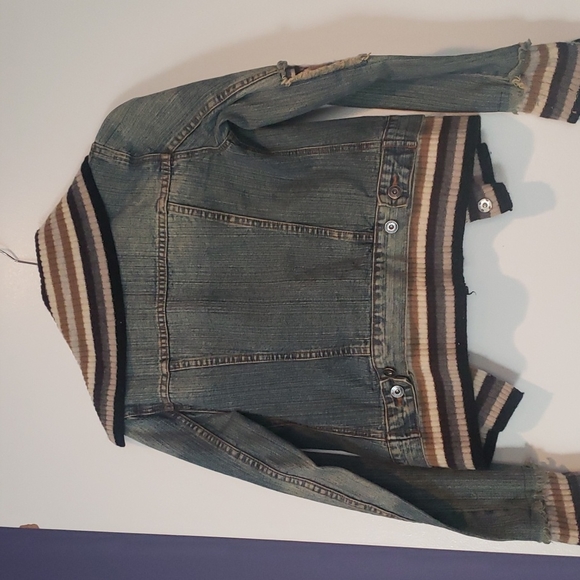 🎉 Miss Me Vintage Jean jacket S sweater accents  - FINAL PRICE! 🎉 - Picture 7 of 14